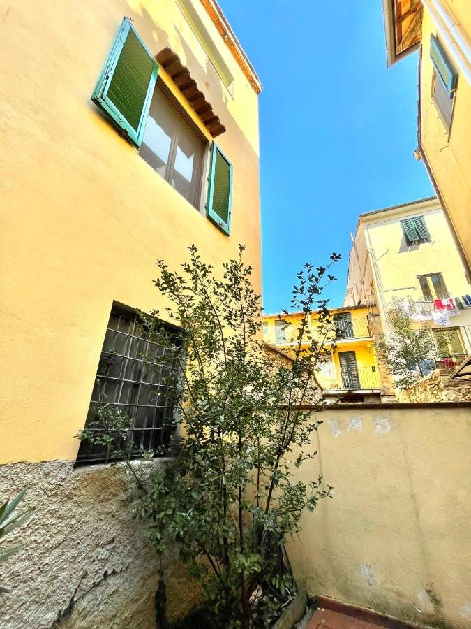 פראטו Maila Apartments 25Min From Florence מראה חיצוני תמונה